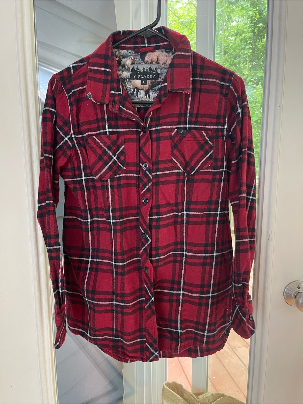 Pladra Women’s Red Plaid Button-Up Flannel Shirt